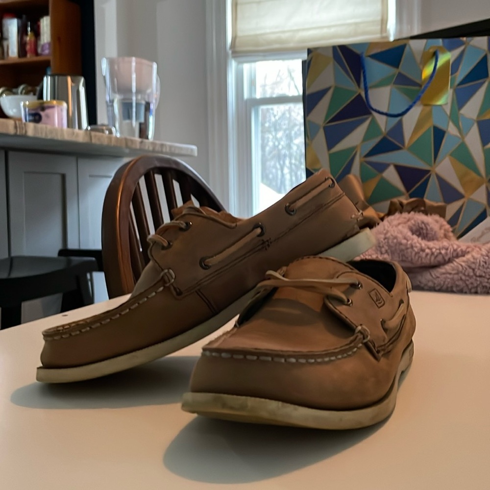 Sperry boat shoes